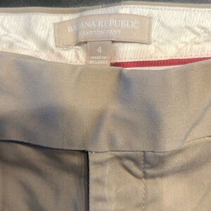 Banana Republic Hampton Pant, 98%cotton 2%spandex, khaki ankle pants